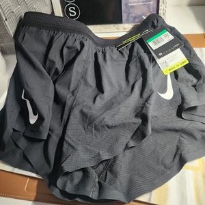 Nike Aeroswift Dri-Fit ADV 2” Running Shorts Black CJ7837-010 Men’s Size Xl.